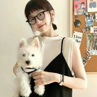 新版：我爸资助的贫困生都是大佬